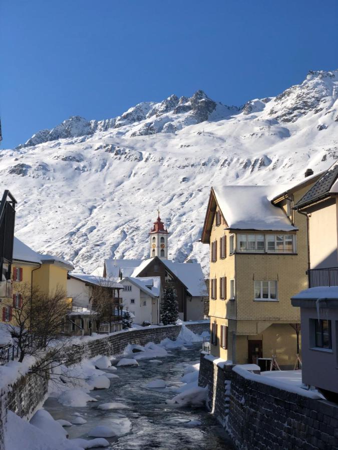 Alpine Haus Daire Göschenen Dış mekan fotoğraf