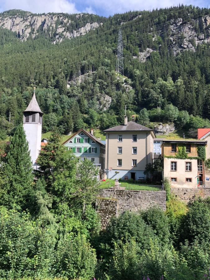 Alpine Haus Daire Göschenen Dış mekan fotoğraf
