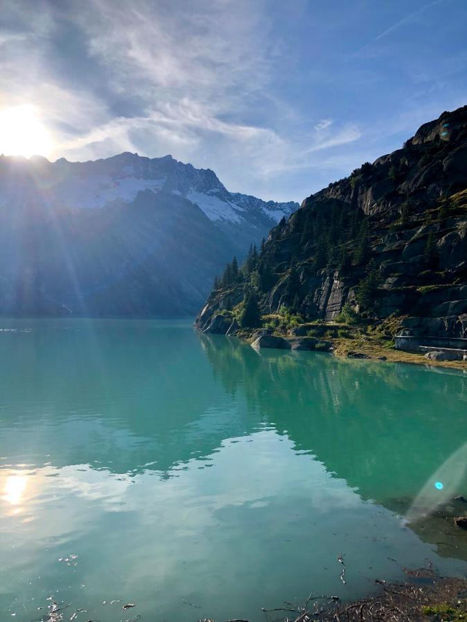 Alpine Haus Daire Göschenen Dış mekan fotoğraf
