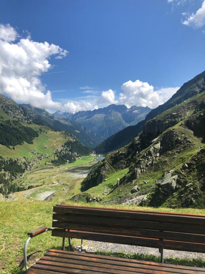Alpine Haus Daire Göschenen Dış mekan fotoğraf