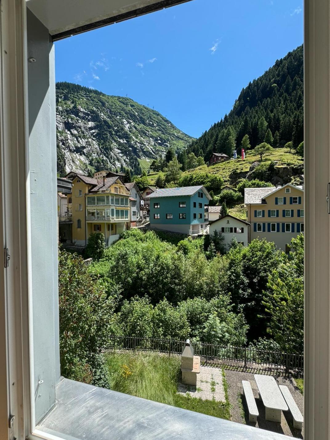 Alpine Haus Daire Göschenen Dış mekan fotoğraf